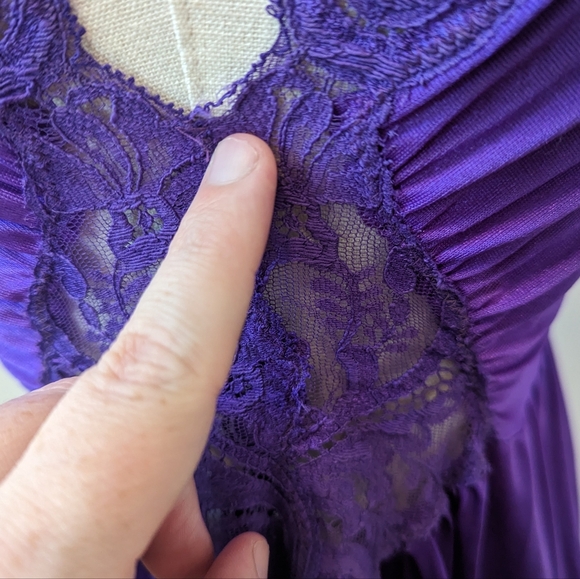 Olga Bodysilk Purple Full Sweep Nightgown Lingerie - Picture 11 of 13